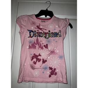 Disney parks disneyland pink short sleeved graphic tee peter pan castle girls LG